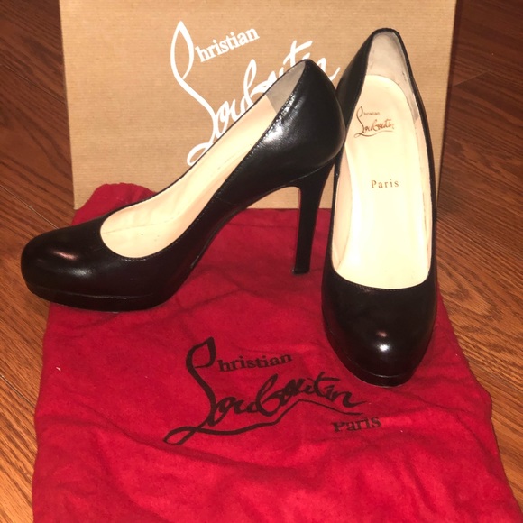 Christian Louboutin red bottoms! - Picture 1 of 4